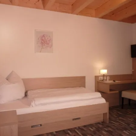 Gaestehaus Lodermeier Estalagem Bad Abbach